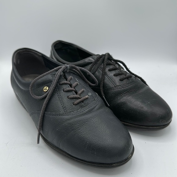 Easy Spirit black leather Oxford shoes, size 6 - Picture 1 of 9
